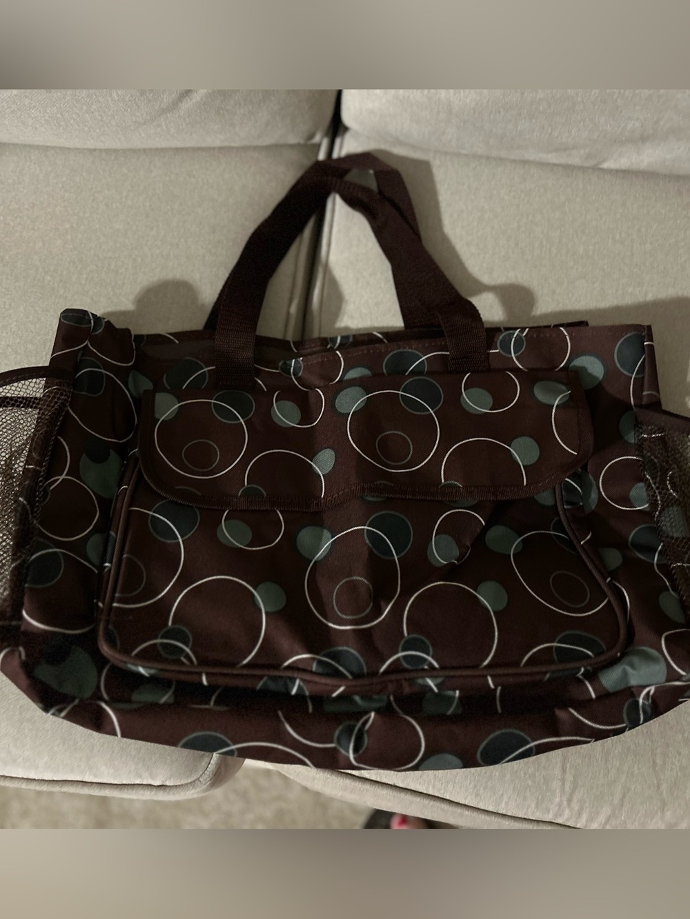 2 pc. Brown Wallet (31 brand) & tote bag (unknown brand) Multiple compartments.